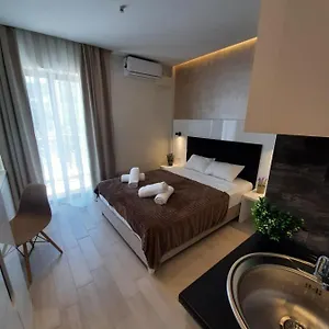 Grand Aparthotel